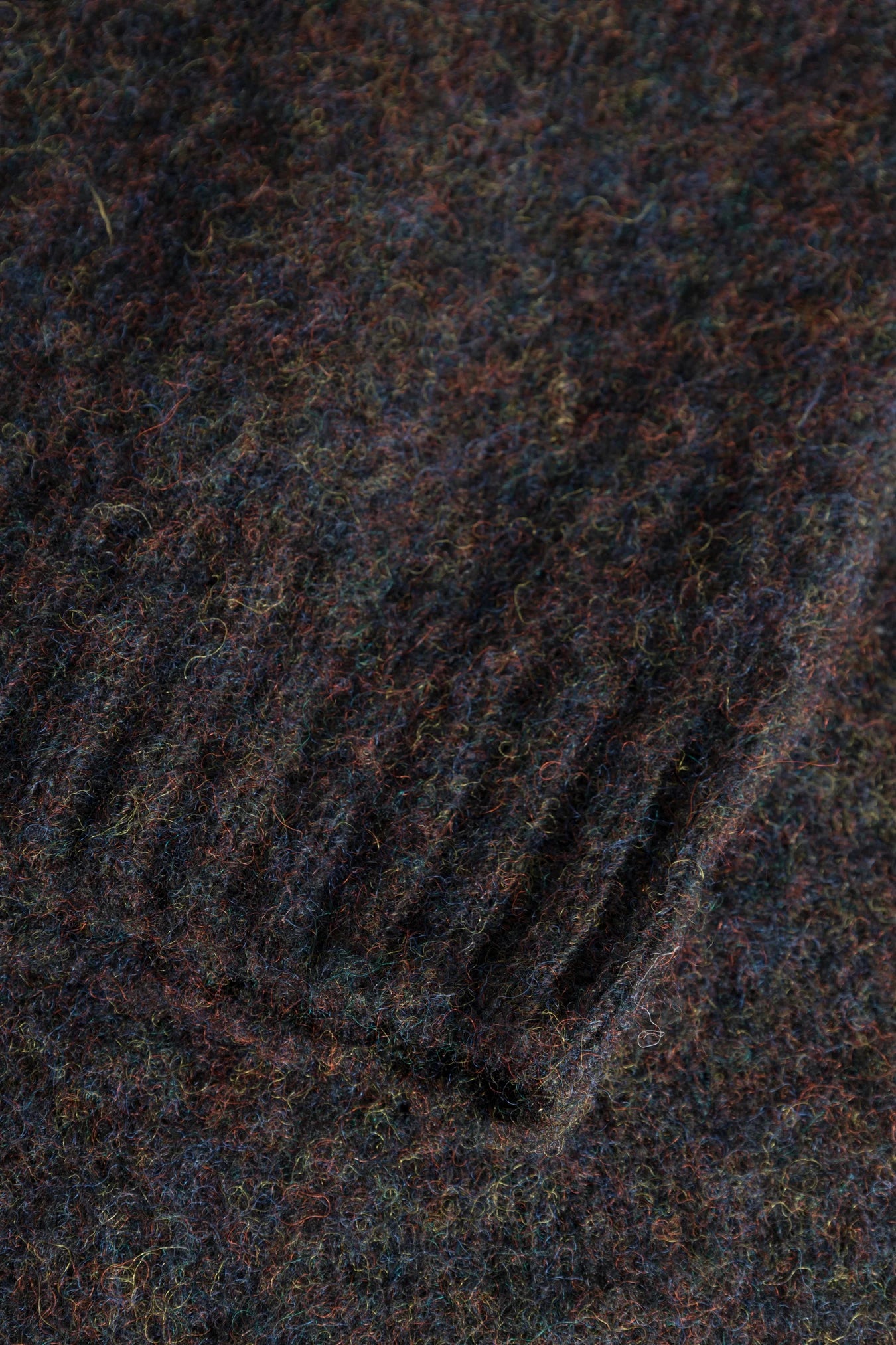 Birnir Brushed Lambswool - Black Multi