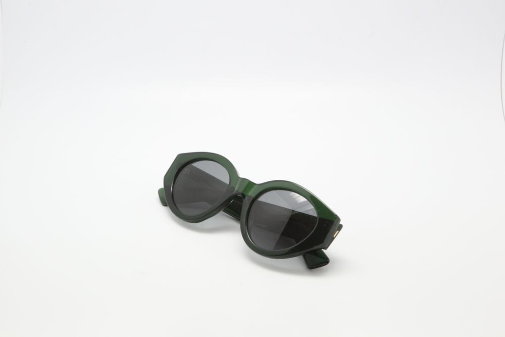 Fred - E2B - Green Crystal - Black Pola Lense