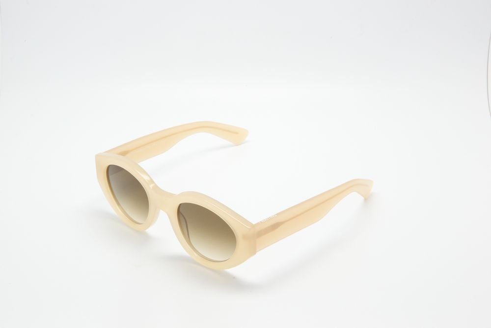 Fred - E24 - Sable - Brown Gradient Lens