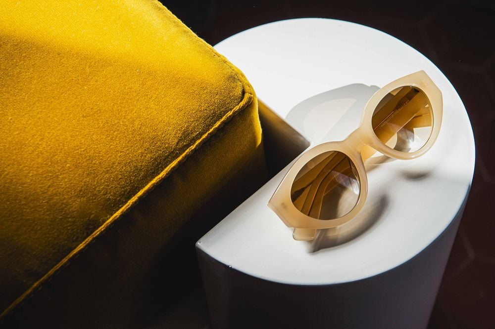 Fred - E24 - Sable - Brown Gradient Lens