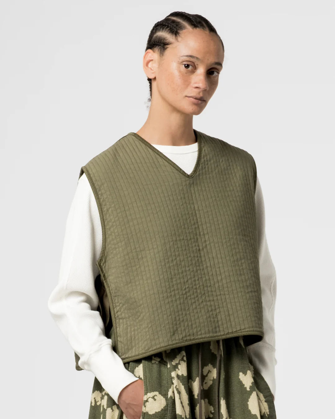 Vee Vest - Armour Cotton - Litchen