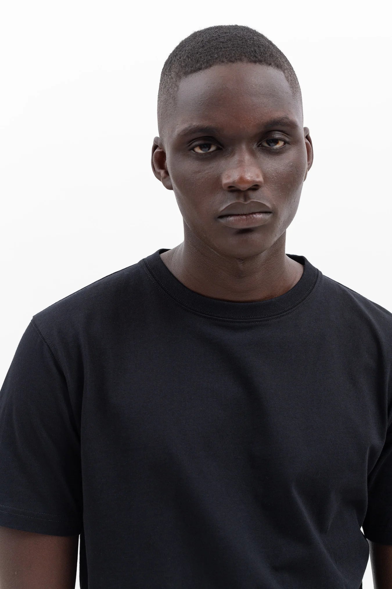 Niels Standard SS - Black