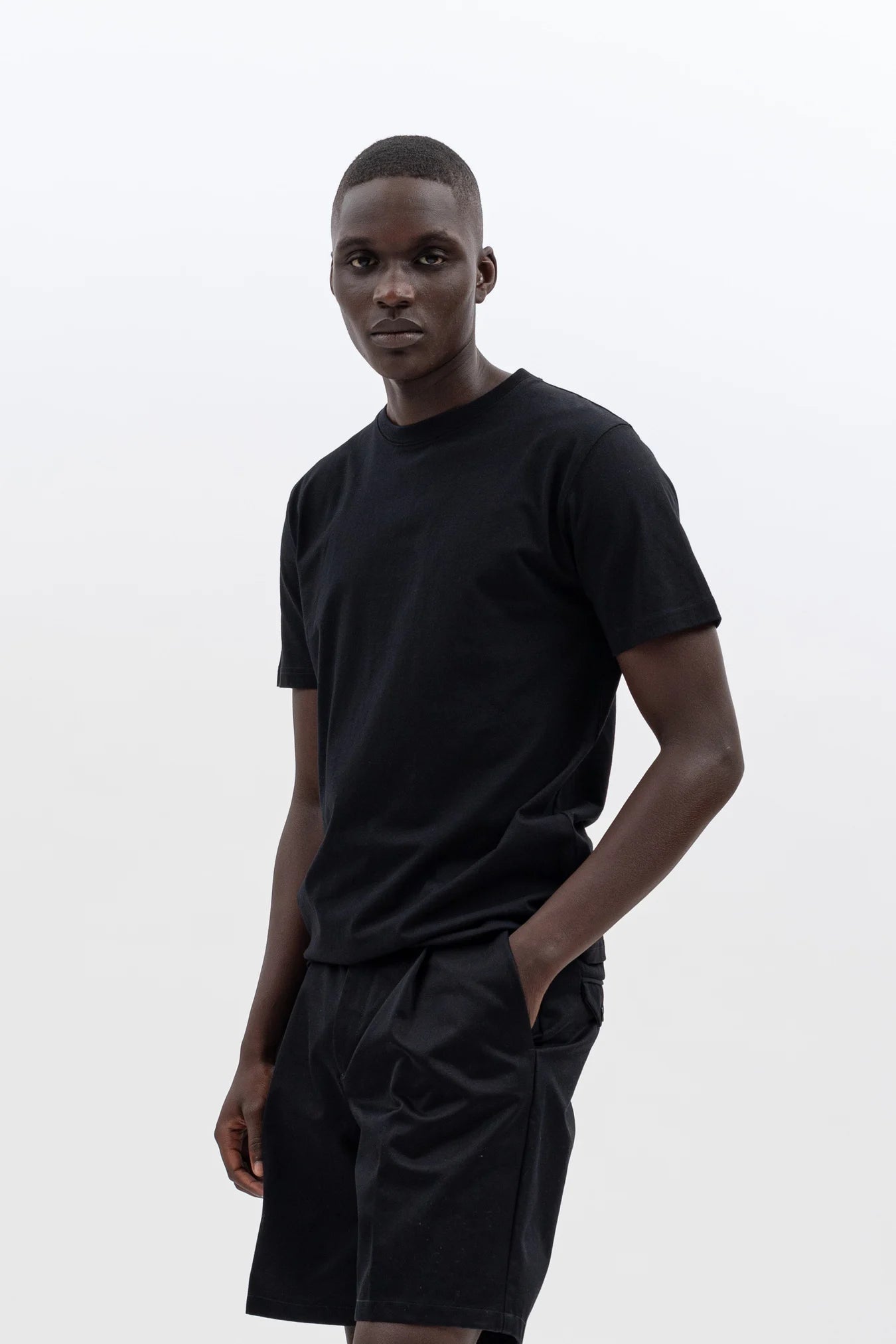 Niels Standard SS - Black