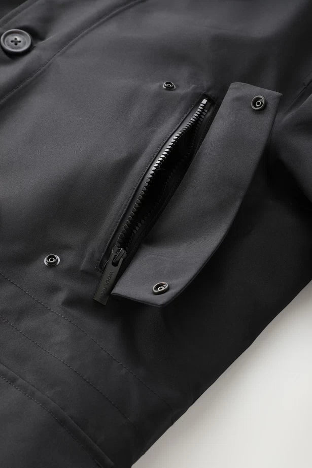 Mountain GORE-TEX Parka - Black