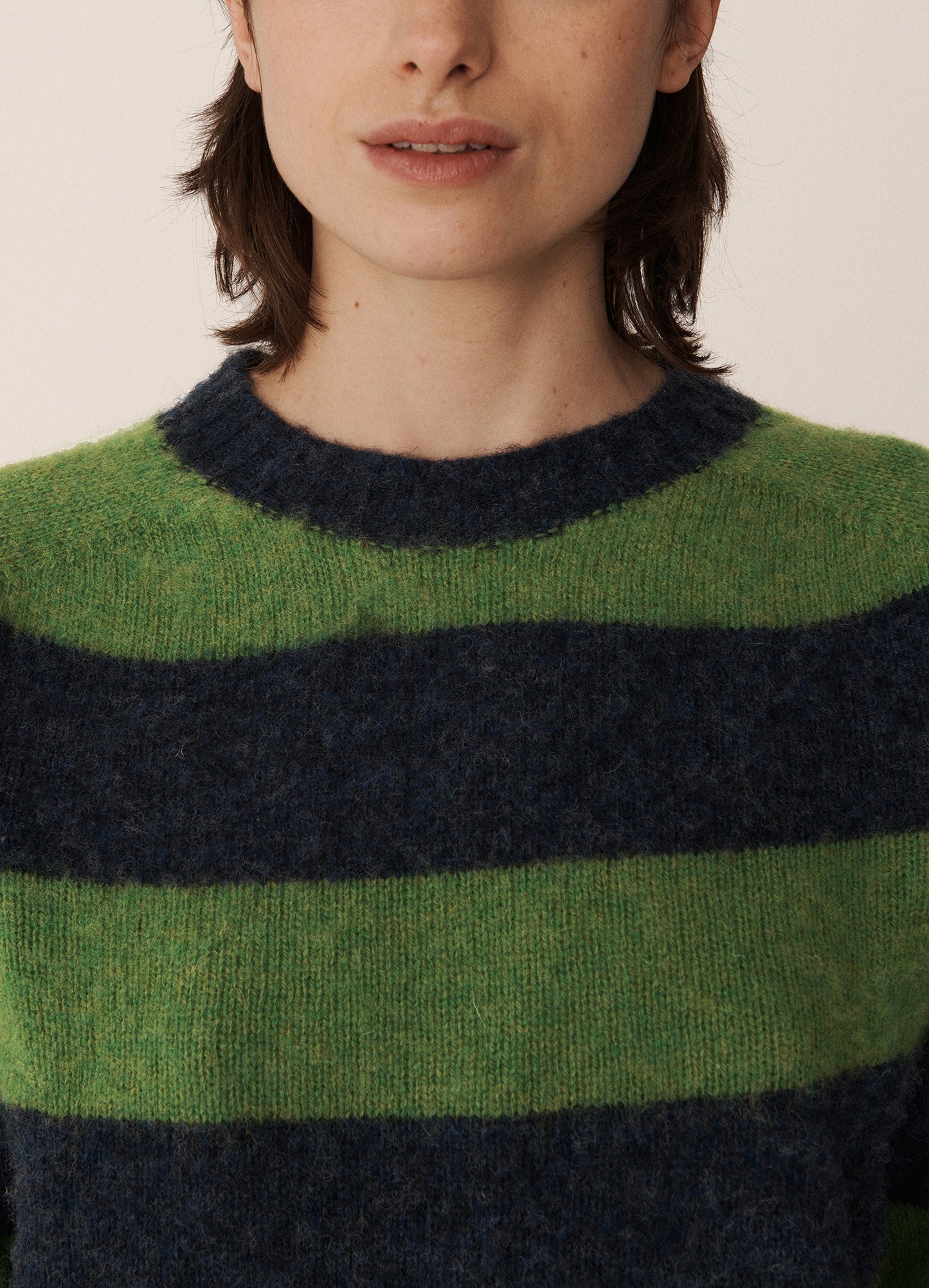 Jets Stripe Lambswool Crewneck - Navy/Green