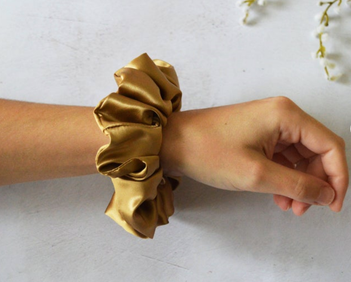 Silk Scrunchie - Vintage Gold
