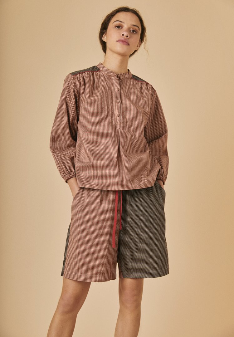 Olivia Short - Mixed Check