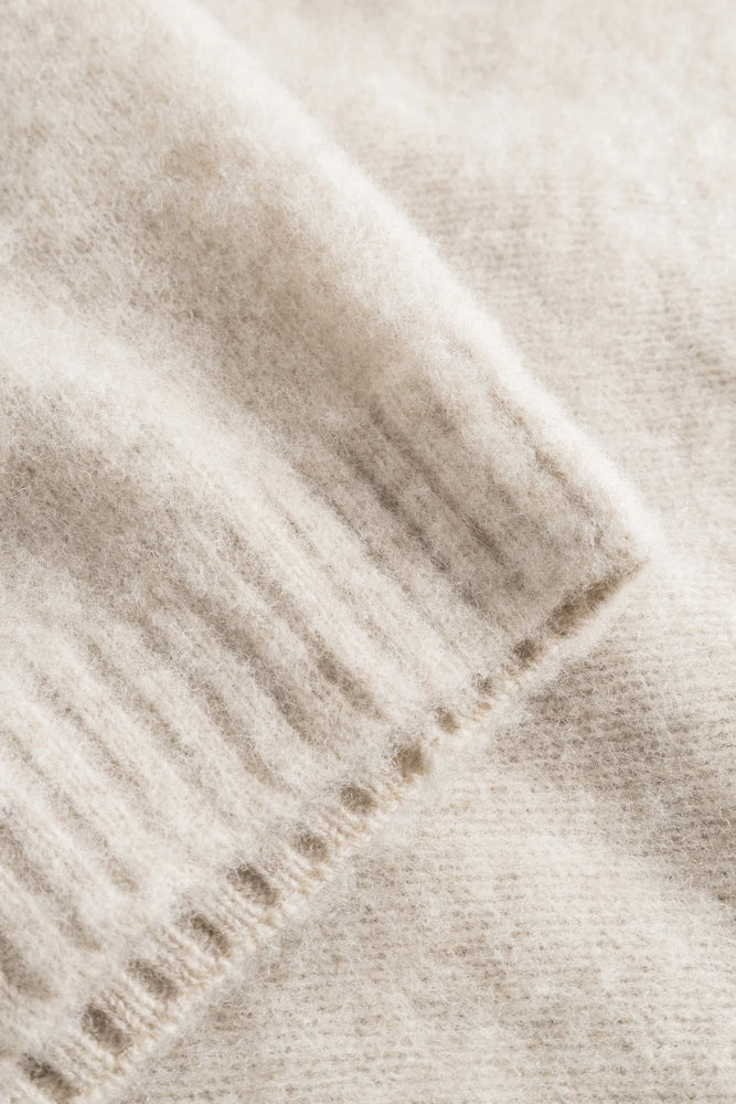 
                  
                    Birnir Brushed Lambswool - Oatmeal
                  
                