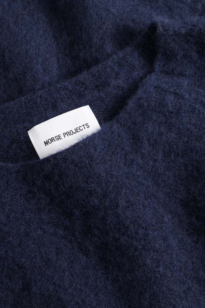 
                  
                    Birnir Brushed Lambswool - Dark Navy
                  
                