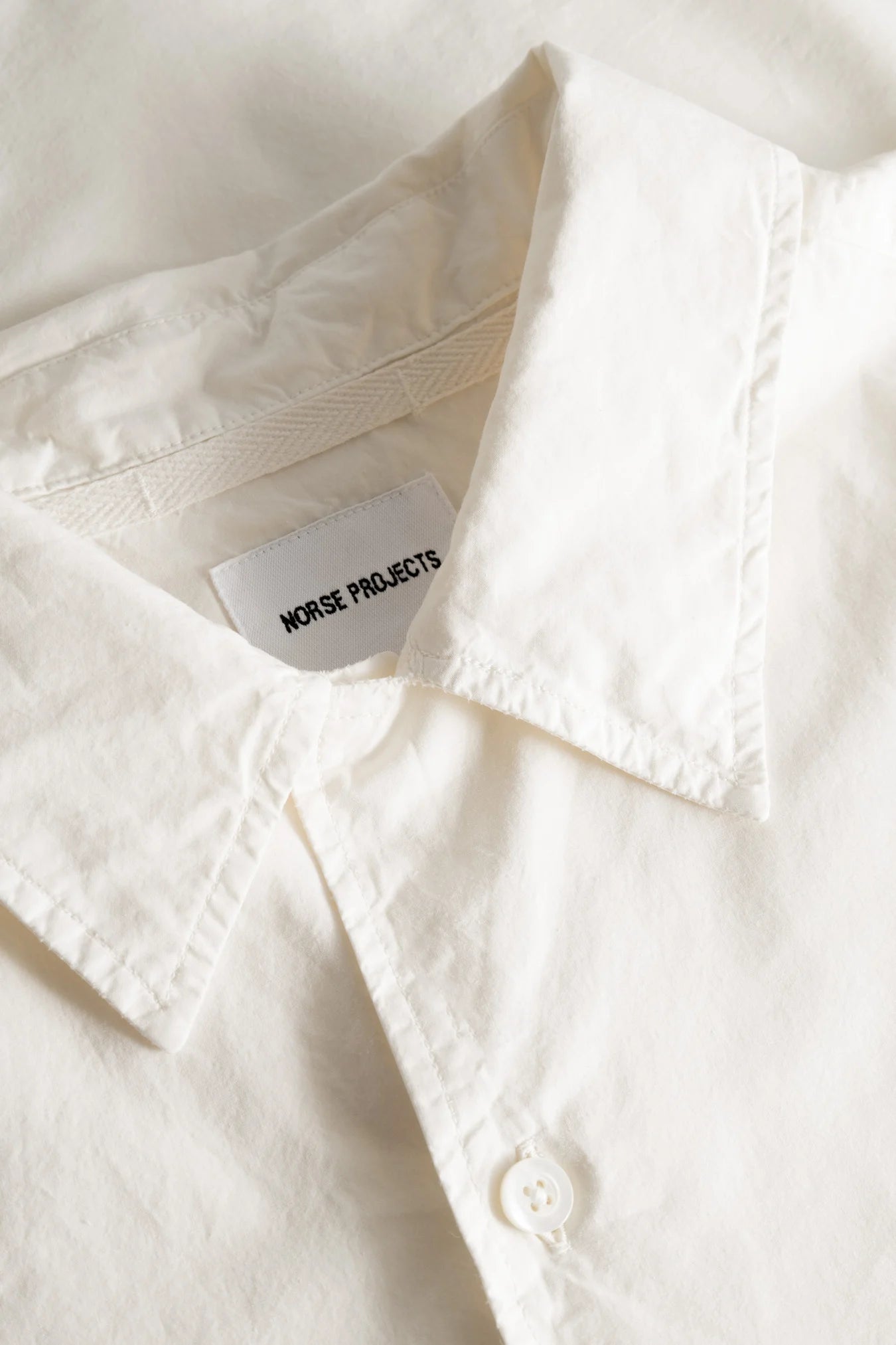 
                  
                    Carsten Tencel - Enamel White
                  
                