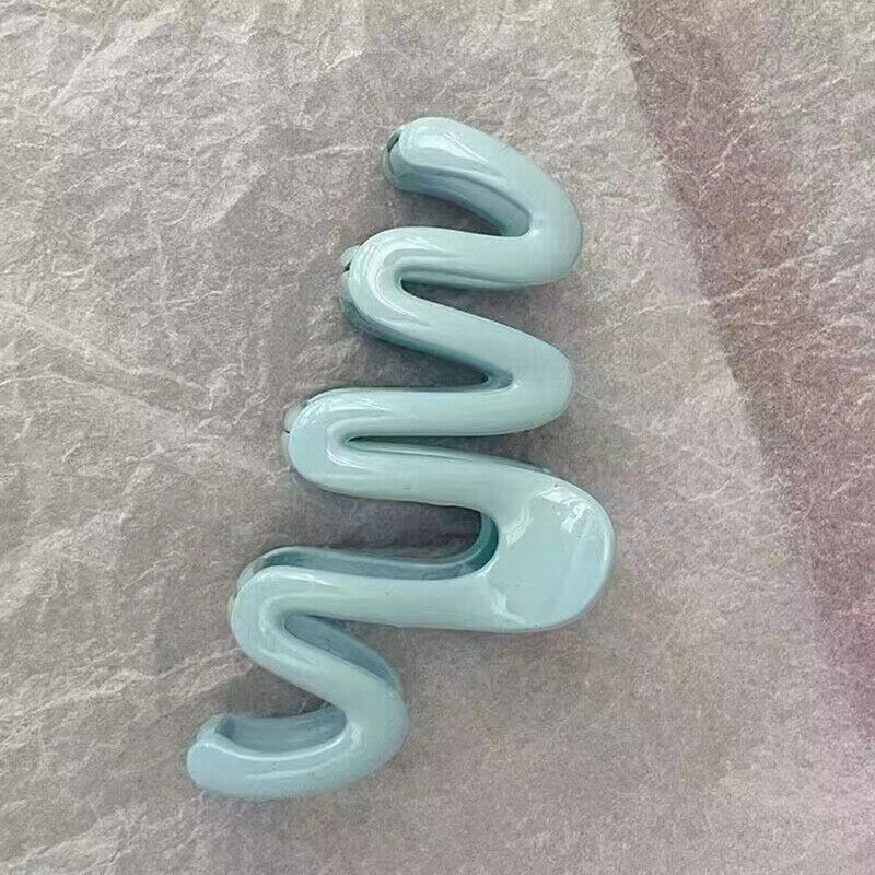 Squiggle Clip - Baby blue