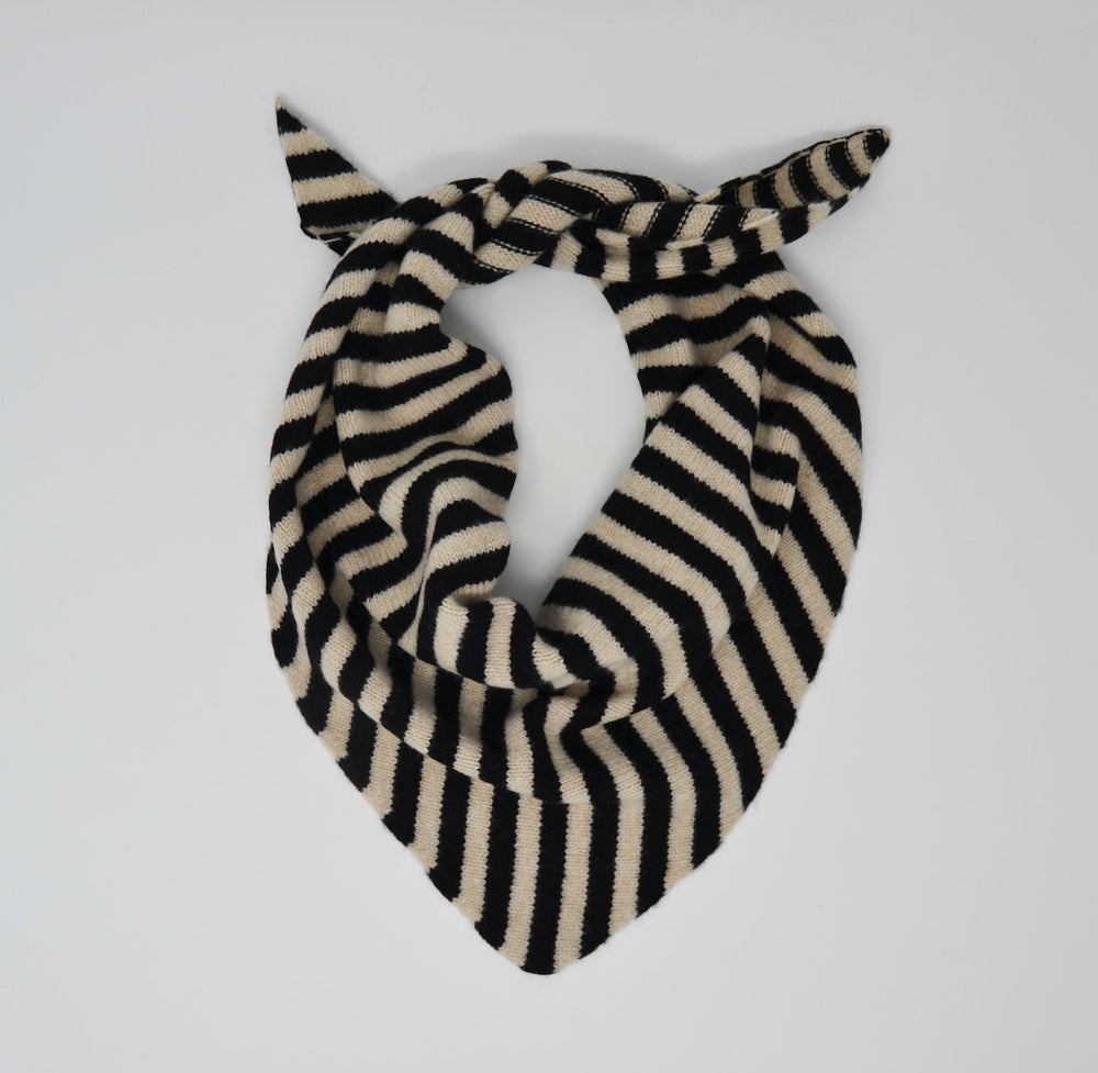 Lambswool Neckerchief - Black/Oatmeal