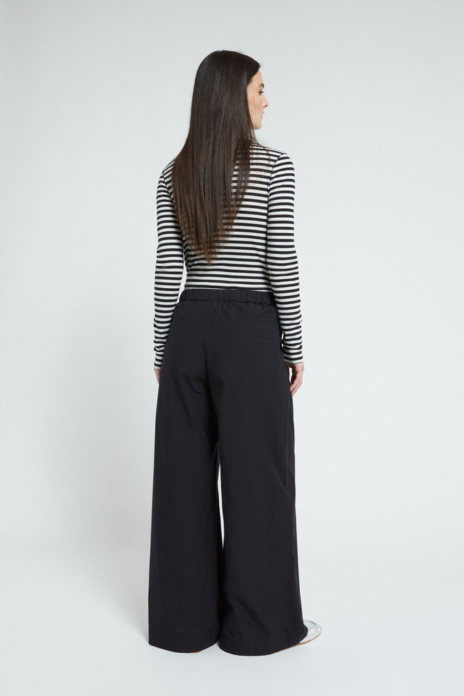 
                  
                    Cotton Poplin Palazzo Trousers - Nero
                  
                