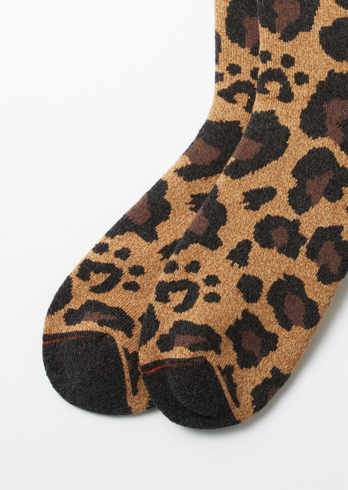 
                  
                    Pile Leopard Crew - D.Beige - R1340
                  
                