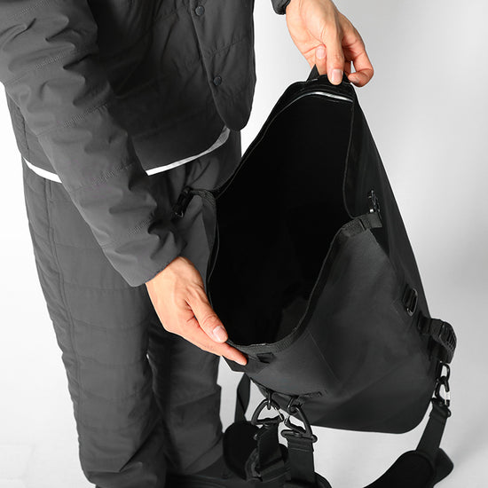 
                  
                    4Way Dry Bag M - Black
                  
                