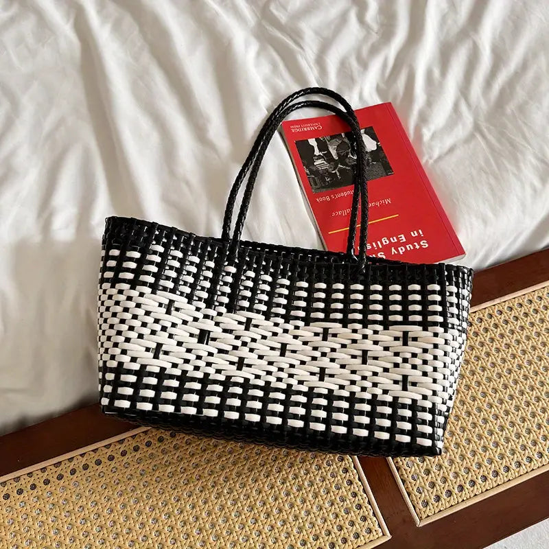 Woven Bag - Black/White