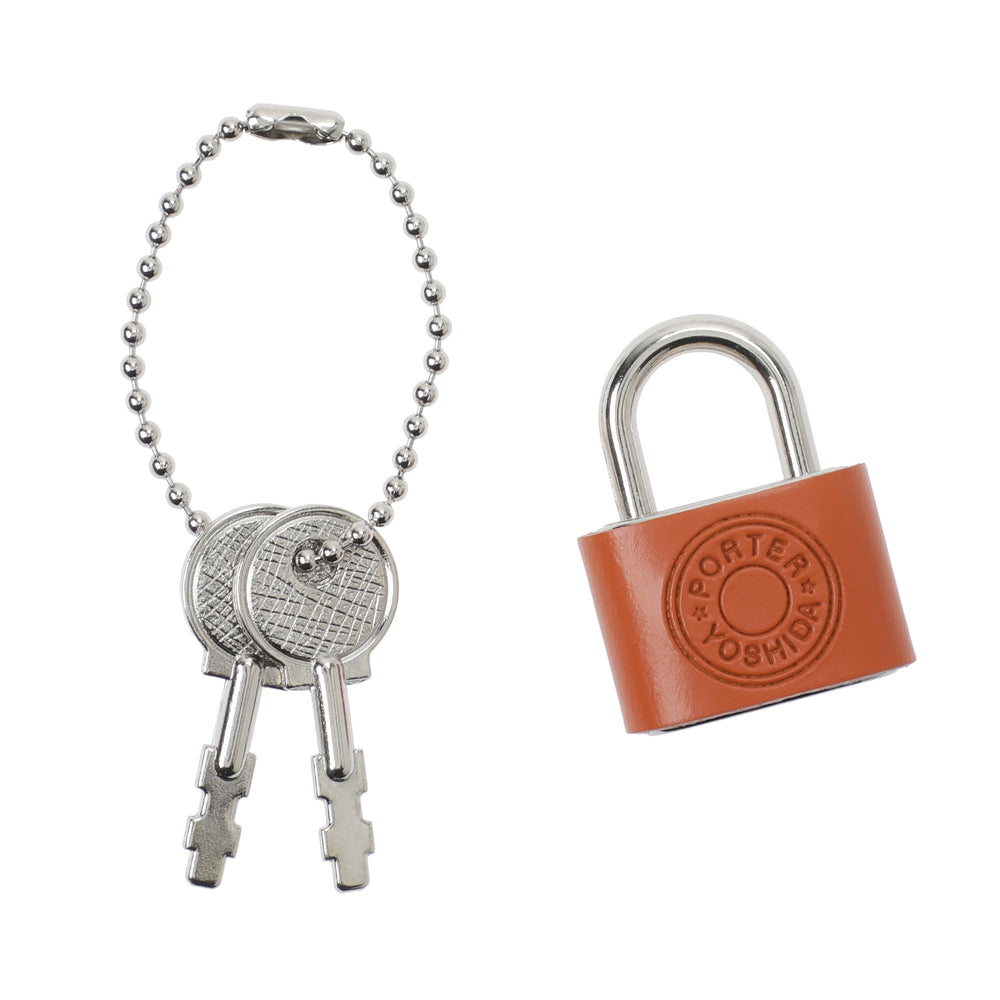 Grizzly Bear with Original Padlock - Black 10