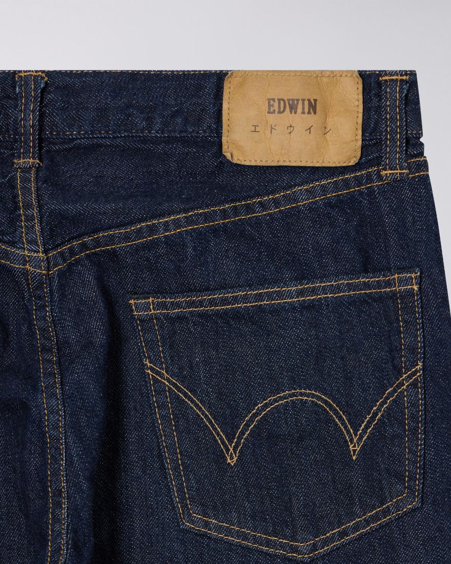
                  
                    Regular Straight Lightweight (10.5oz) Indigo - Rinsed
                  
                