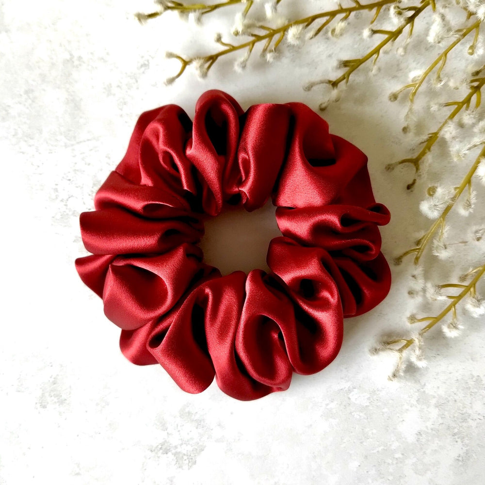 Silk Scrunchie - Venetian Red