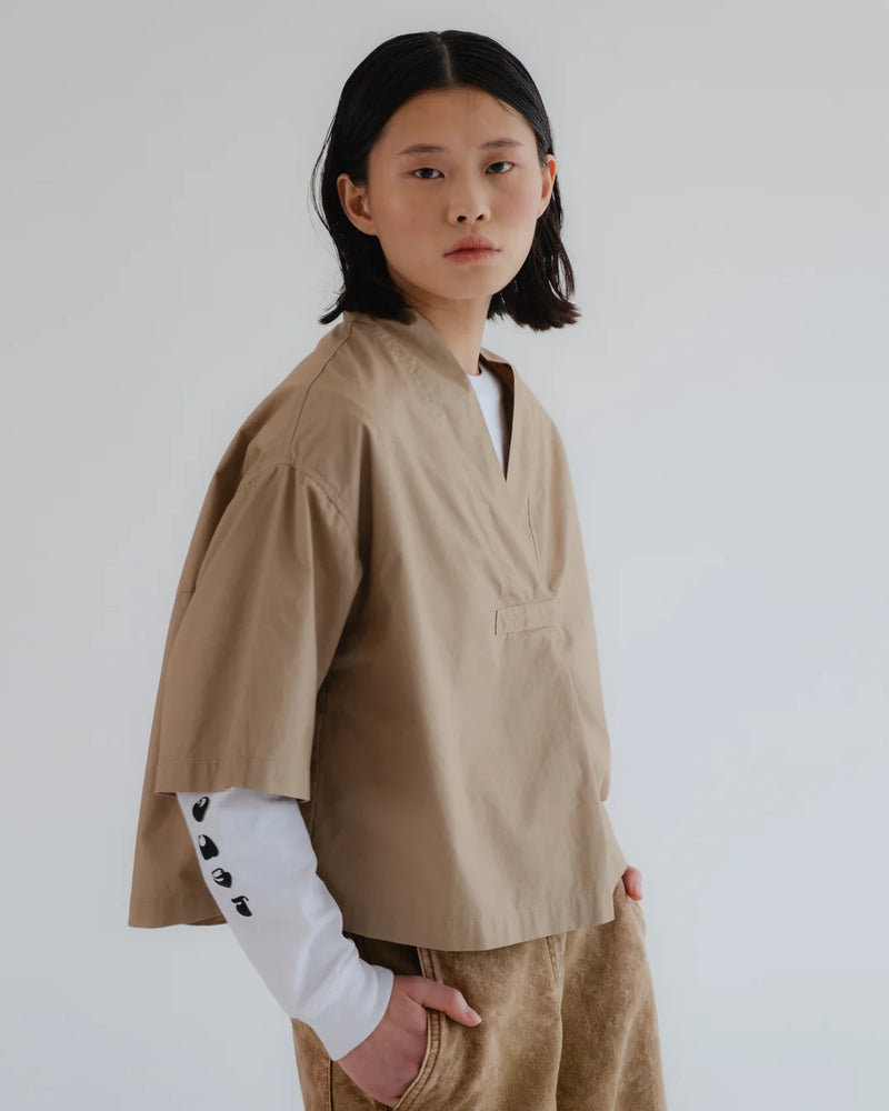 
                  
                    Toku Top - Poplin - Nomad
                  
                