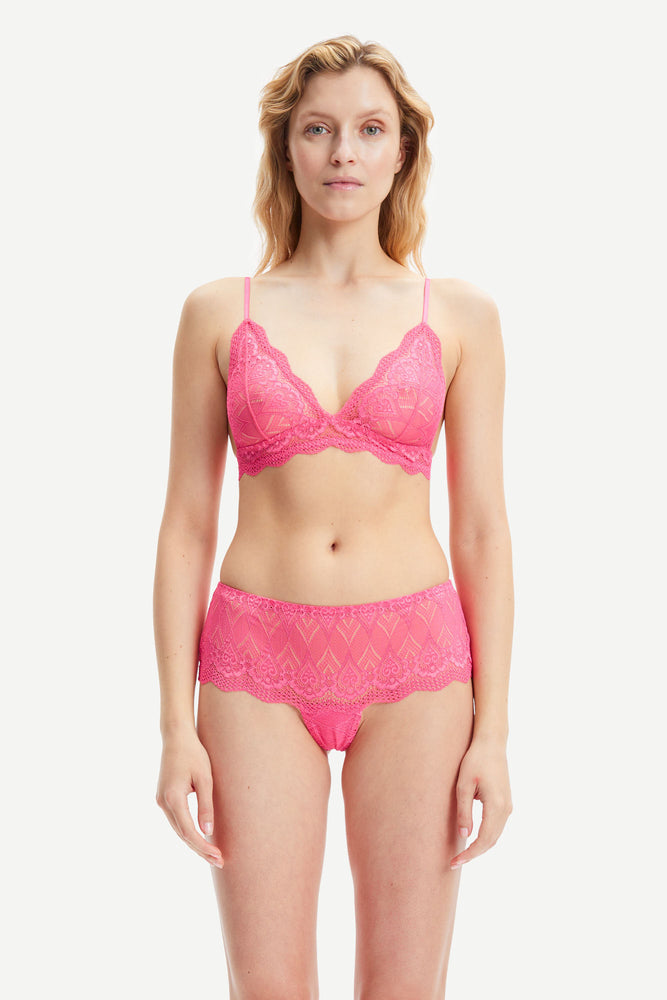 
                  
                    Marilyn Bra - Fandango Pink
                  
                