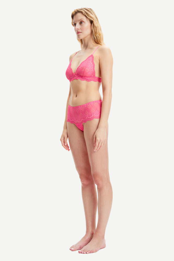 
                  
                    Marilyn Bra - Fandango Pink
                  
                