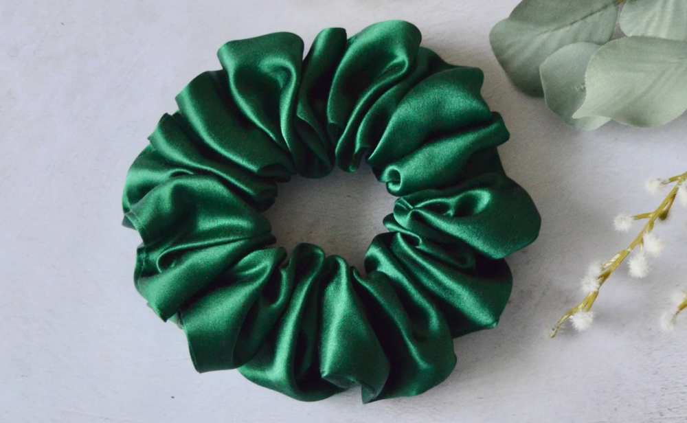 Silk Scrunchie - Emerald