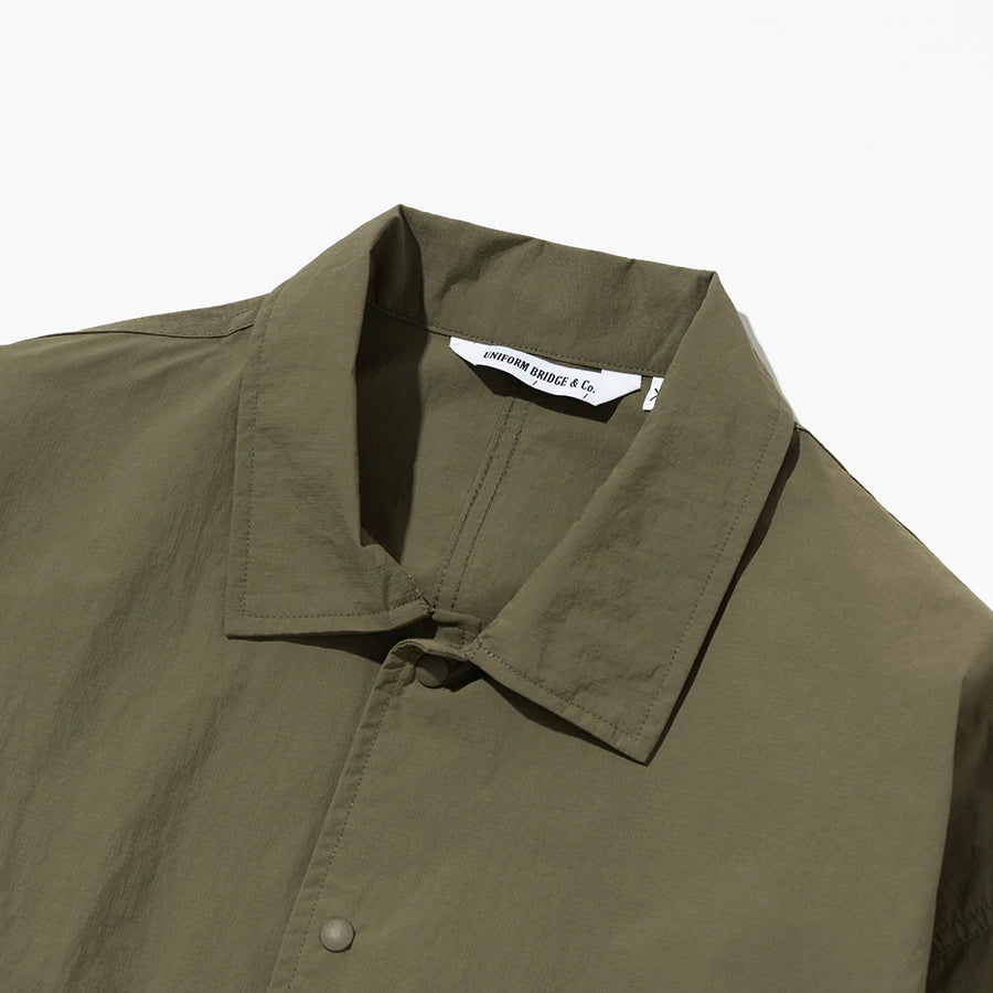 
                  
                    Pullover Shirt - Nylon - Olive
                  
                