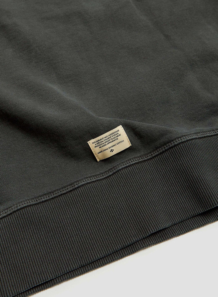 
                  
                    Embroidered Arrow Crew - 420g Heavy Fleece - Black
                  
                
